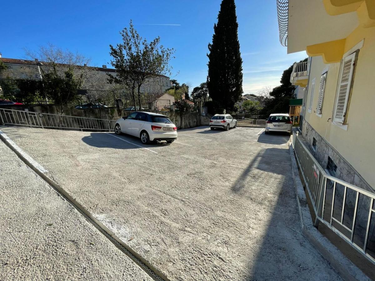 Hotel Kastel 1700 Split Bagian luar foto