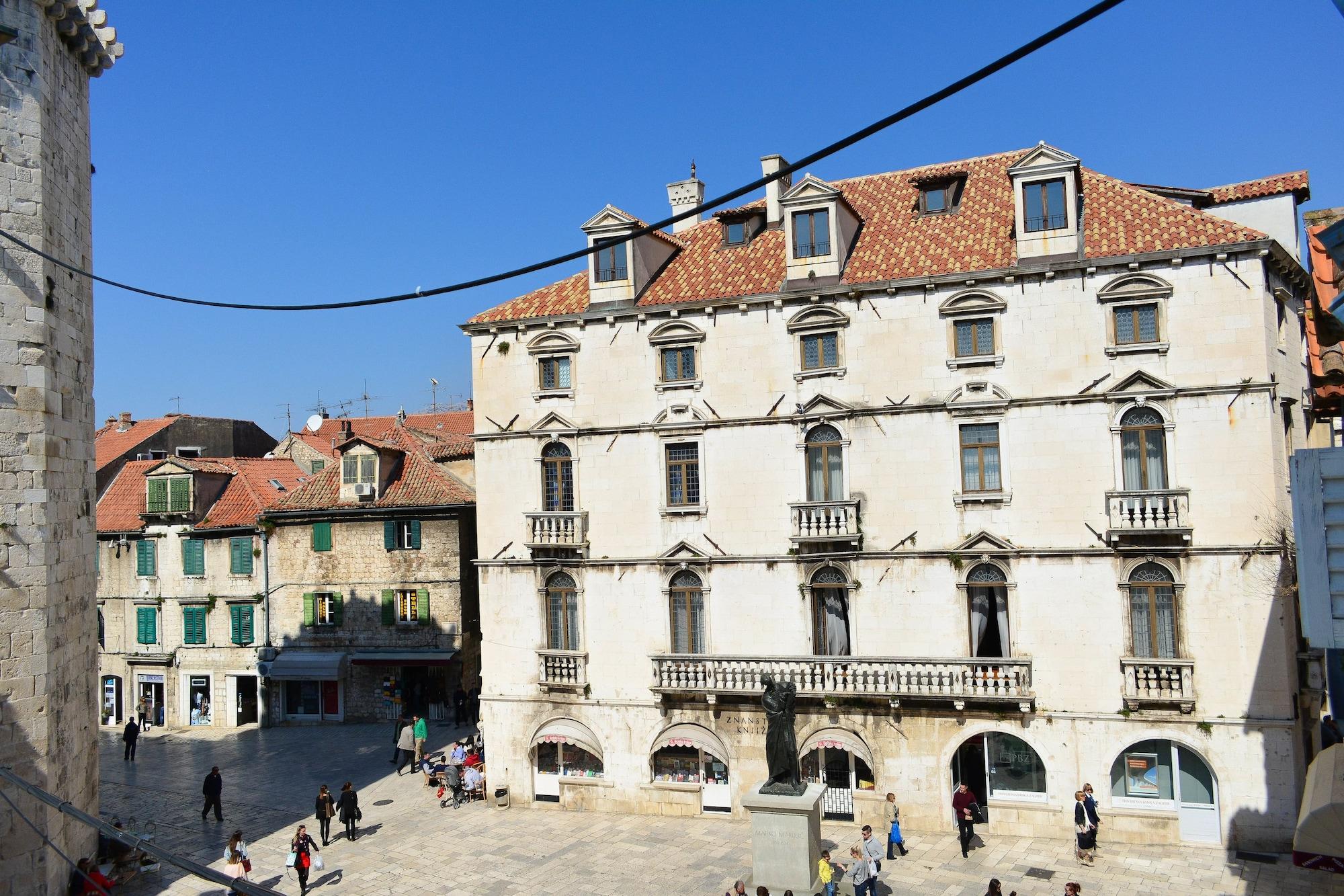 Hotel Kastel 1700 Split Bagian luar foto