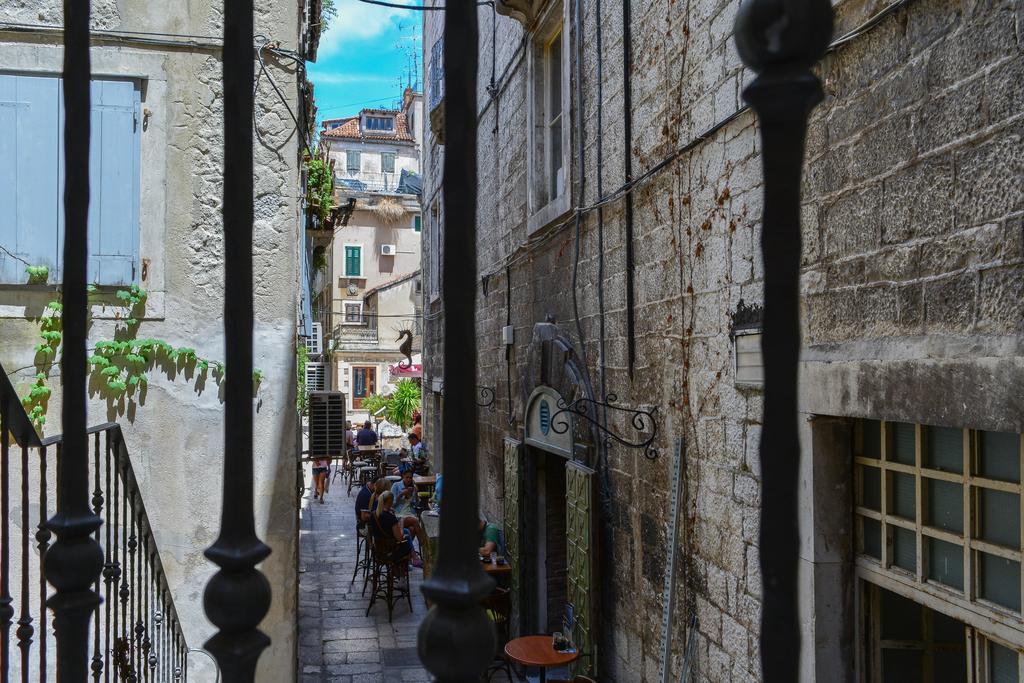 Hotel Kastel 1700 Split Bagian luar foto