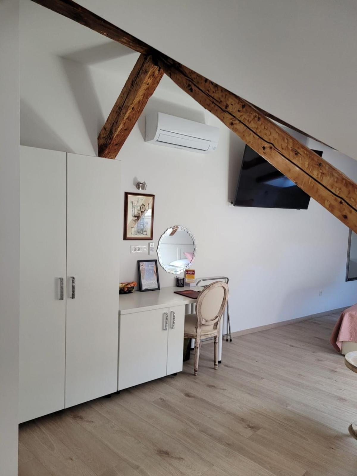 Hotel Kastel 1700 Split Ruang foto